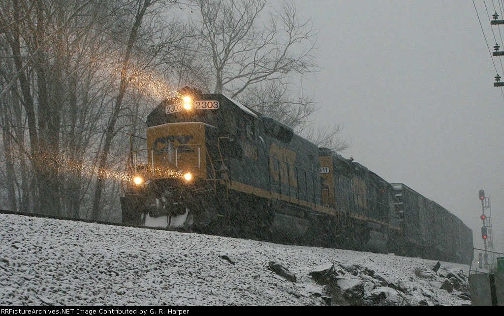 226 - The H74418, the Balcony Falls local, backs into the siding as the monster snow storm of Dec. 18-19, 2009, gets under way
